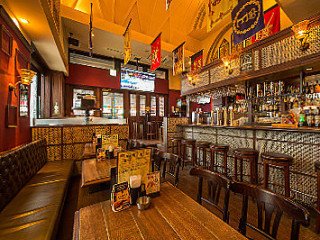 British Pub Darwin